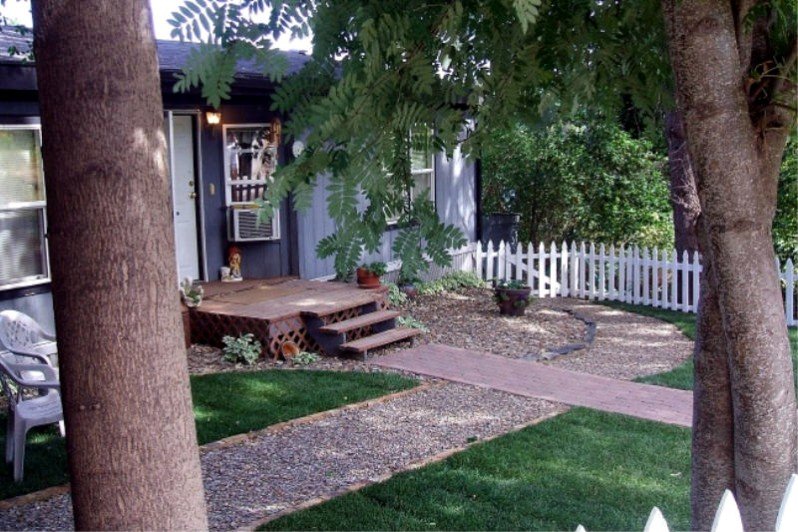 WoodStone Decorative Rock Pathway 13